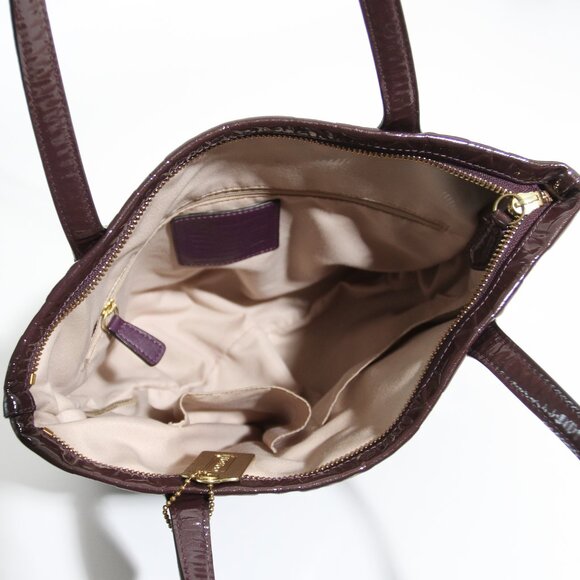 Coach Embossed Patent Leather Peyton Signature C Plum Purple Tote Bag Purse - Picture 5 of 16